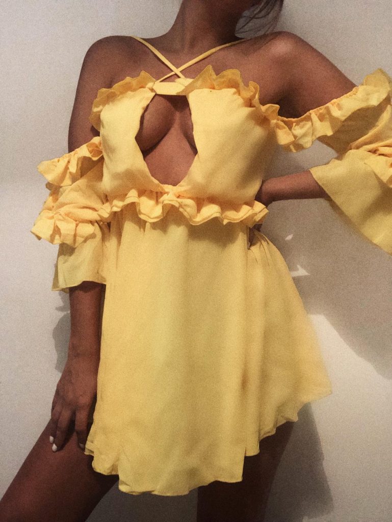 Femme luxe yellow dress
